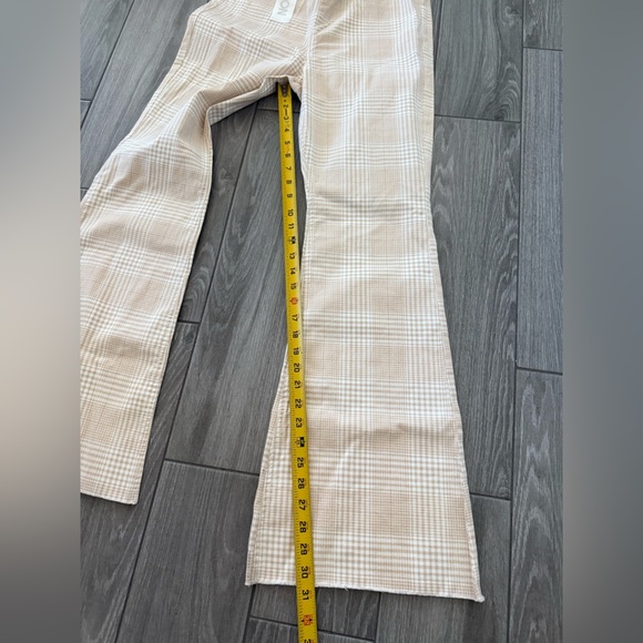 Tinseltown|Women's boho Flare checkered Jeans in neutral tan color•••NWT,size 11 - Picture 16 of 16